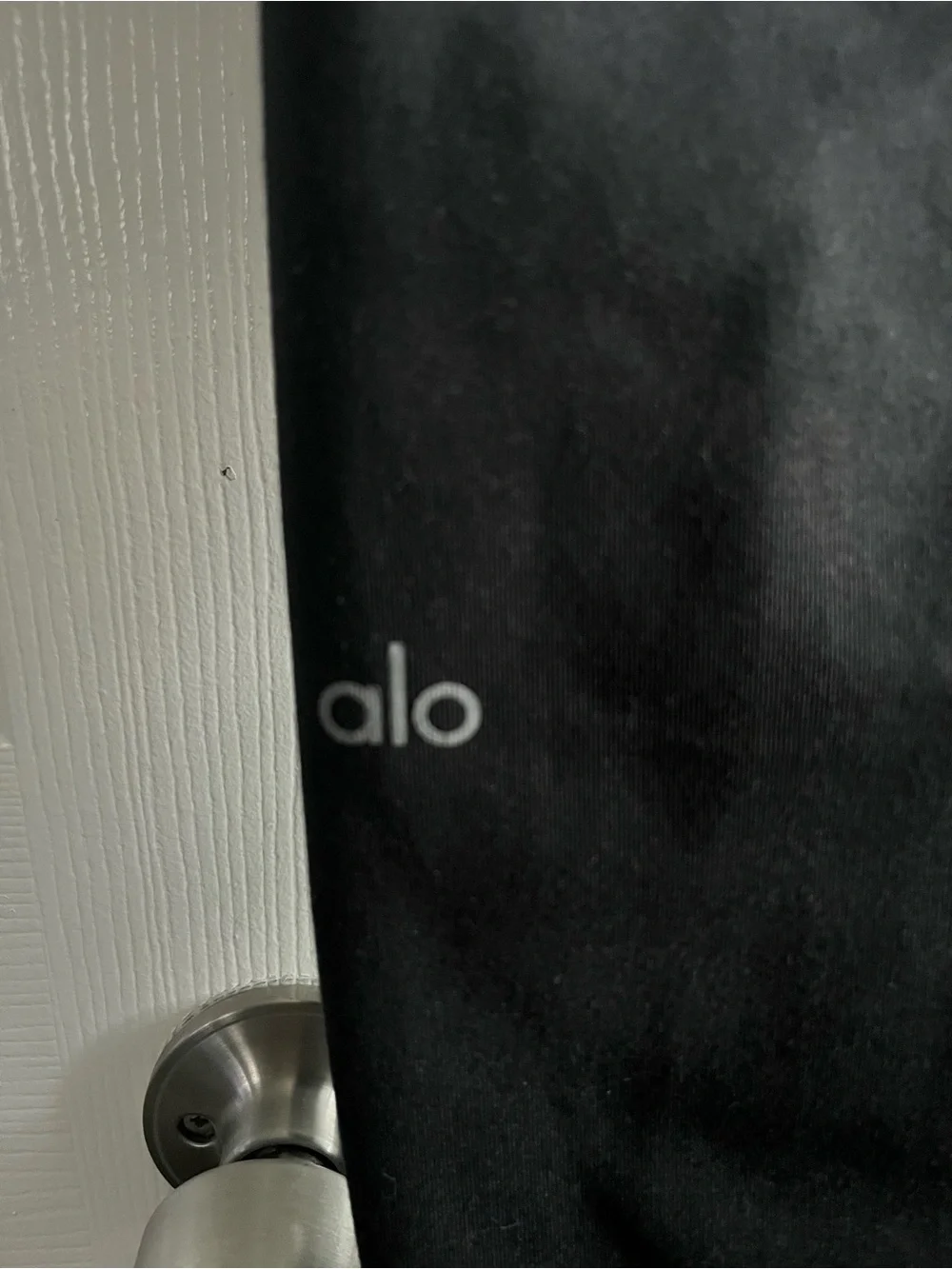 ALO Yoga form fitting